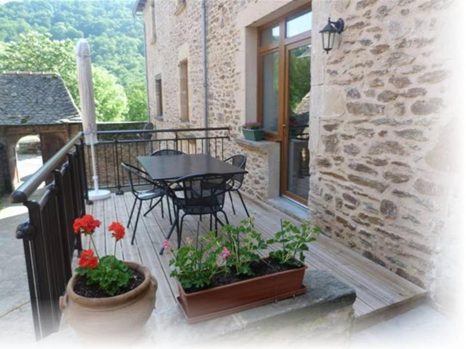 Gite Oustal Belcastel  Exteriér fotografie